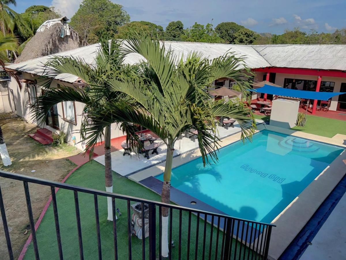 Big Daddy's Beach Club & Hotel Puerto Armuelles Exterior foto